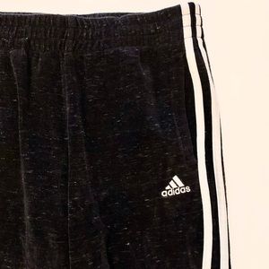 Velvet Adidas Capri Jogger Sweatpants Youth Medium (10/12) Dark Gray